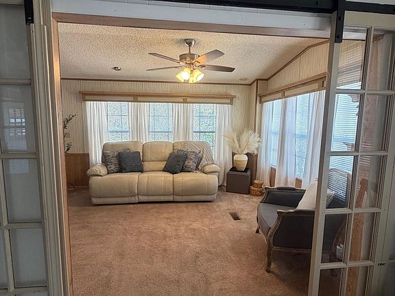 5th image of 685 Escambia Loop