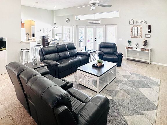 2nd image of 6108 Pheasant Ridge Dr