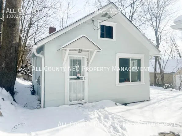 2161 13th St SW, Akron, OH 44314