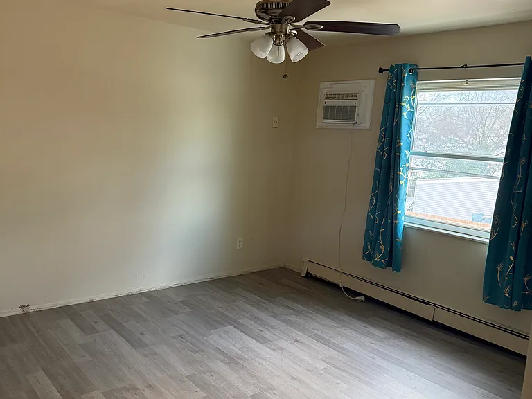 4255 Hegner Ave #3 — Photo 5