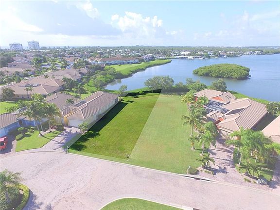 2nd image of 1808 Wildcat Cove Dr
