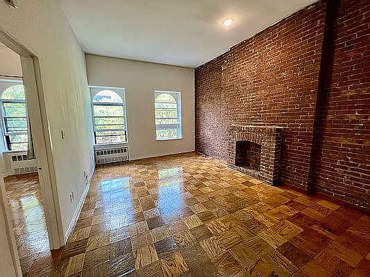 1st image of 40 W 87th St APT 4A