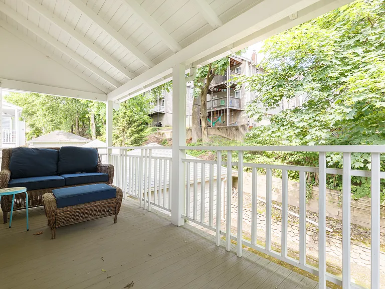 25 Channing Rd — Photo 12