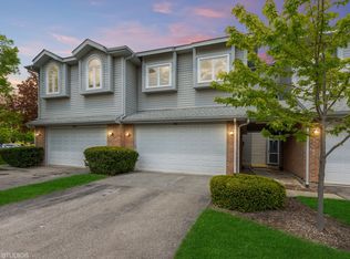 1003 Arbor Ct, Mount Prospect, IL 60056