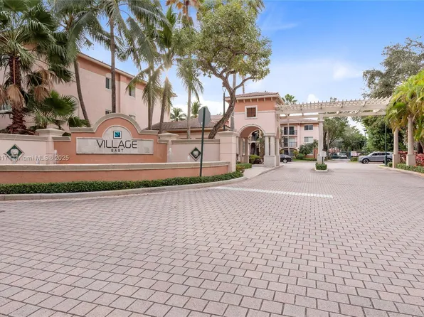 2009 SE 10th Ave APT 318, Fort Lauderdale, FL 33316