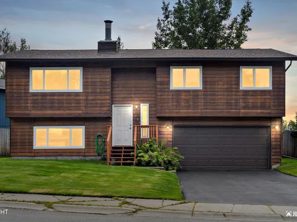 3260 Rosalind Loop, Anchorage, AK 99507
