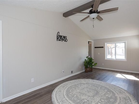 2nd image of 9058 Cambridge Dr