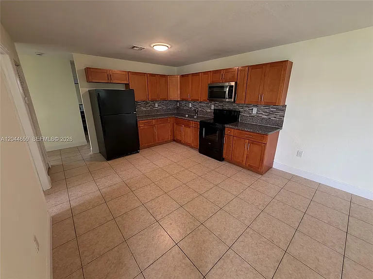 10530 SW 183rd St #2 — Photo 4