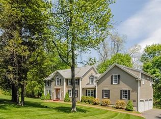 3 Waterview Dr, New Fairfield, CT 06812