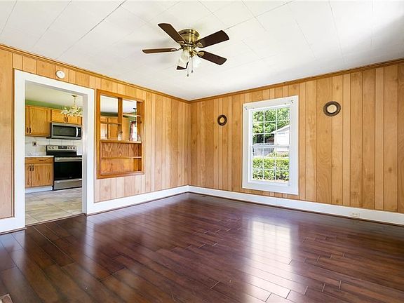 5th image of 466 N Fairview Ave