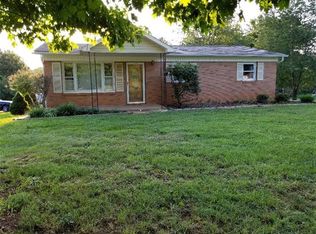 2124 Union Grove Rd, Lenoir, NC 28645