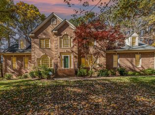 112 Ashemont Cir, Hillsborough, NC 27278