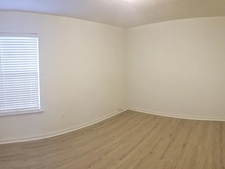 113 Sturgeon Bay Dr — Photo 10
