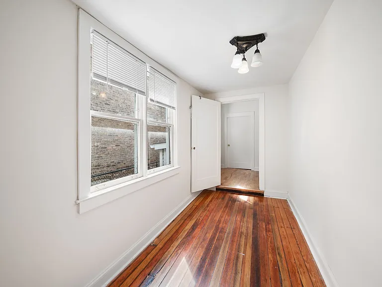 1118 Garnett Pl #1 — Photo 11