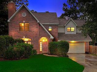 15 Silent Brook Ct, Spring, TX 77381