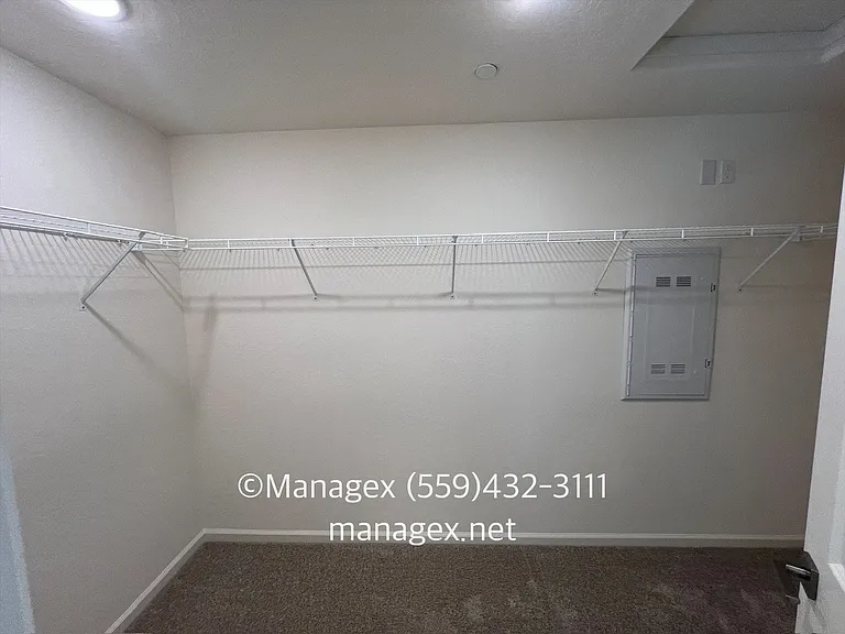 1516 Vintage Ln — Photo 12