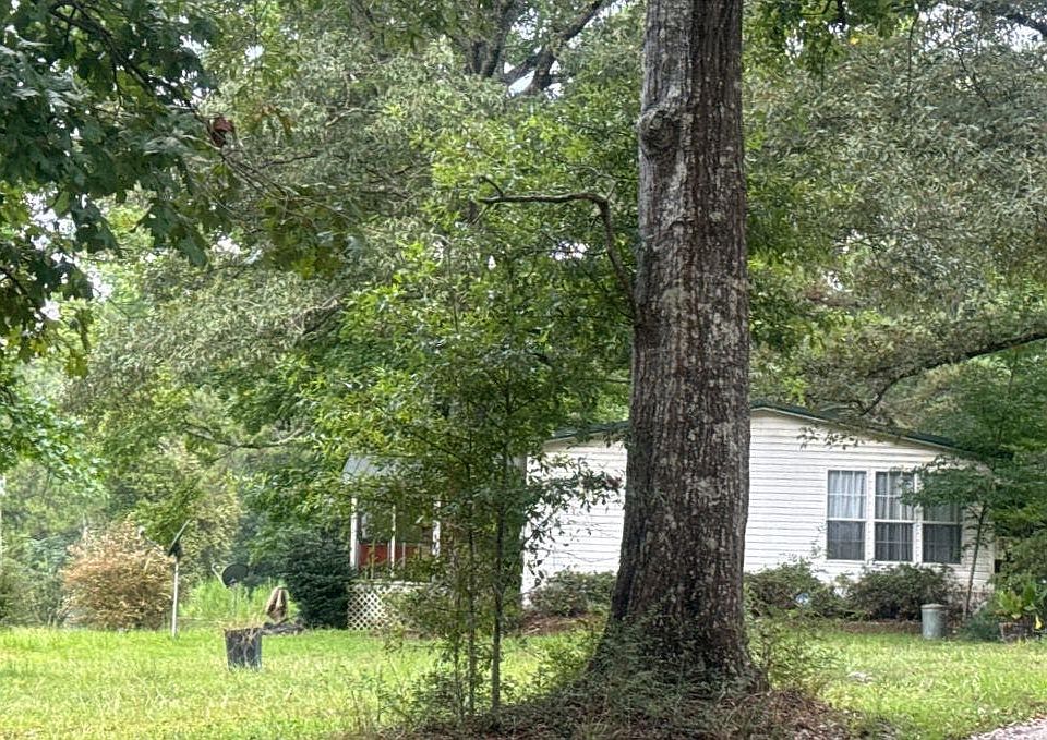1st image of 21668 Corkern Rd