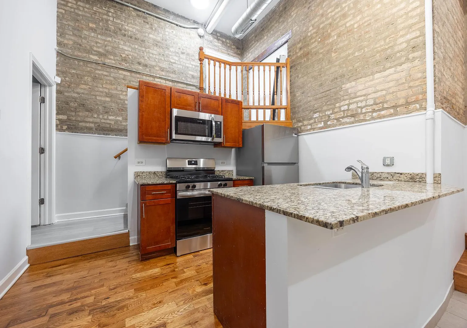 2042 West Touhy Avenue #G — Photo 3