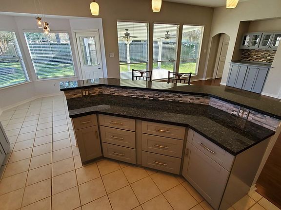 3rd image of 2326 Lord Nelson Dr