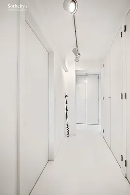 Sold by Sotheby's International Realty | media 8