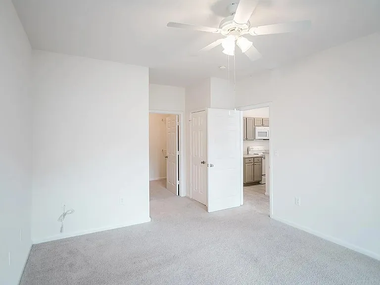 4408 Amethyst Ct #1D — Photo 4