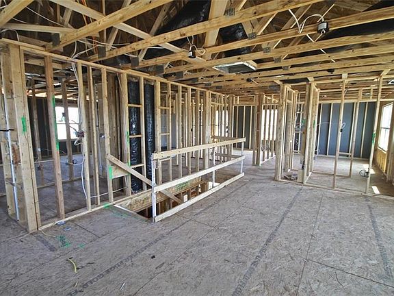 5th image of 18443 Patty Ln