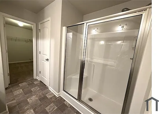 1096 Glenwyck Dr — Photo 26