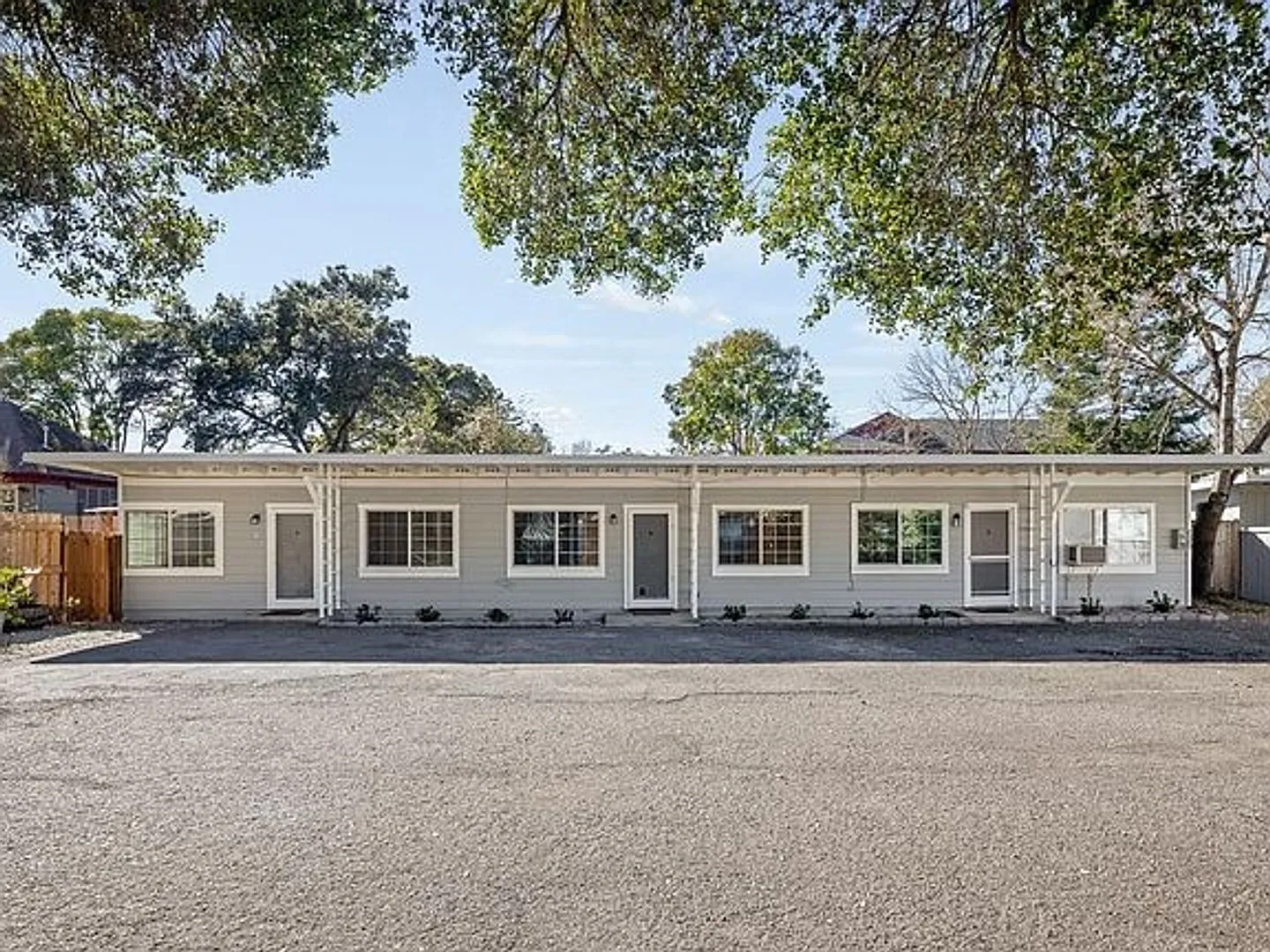 903 Sonoma Ave. — Photo 2