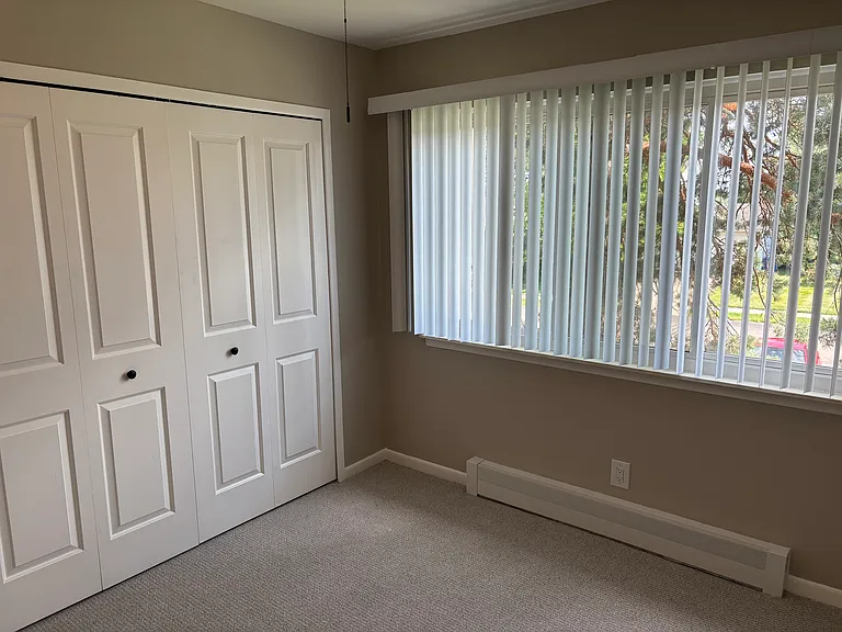 7050 Villa Dr #5 — Photo 10