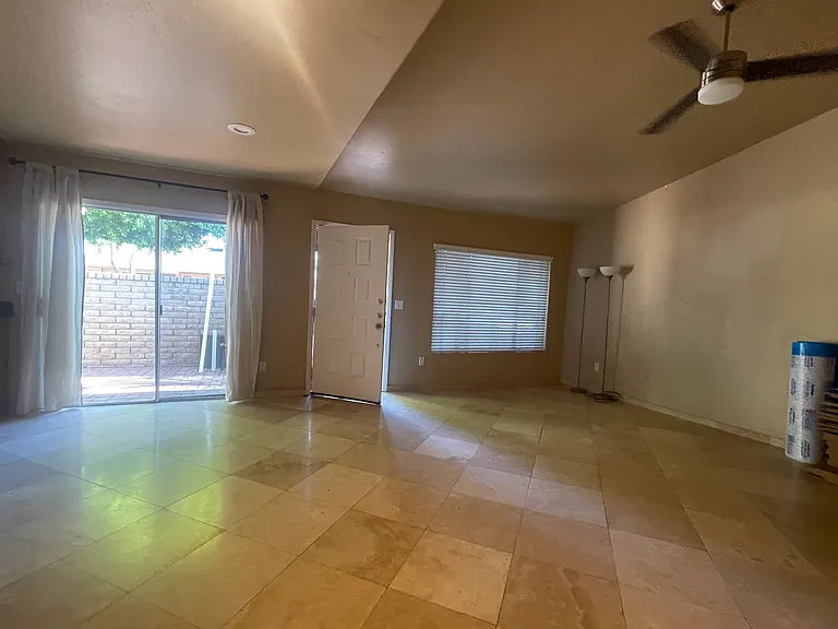 102 W Loma Vista Dr #101 — Photo 20