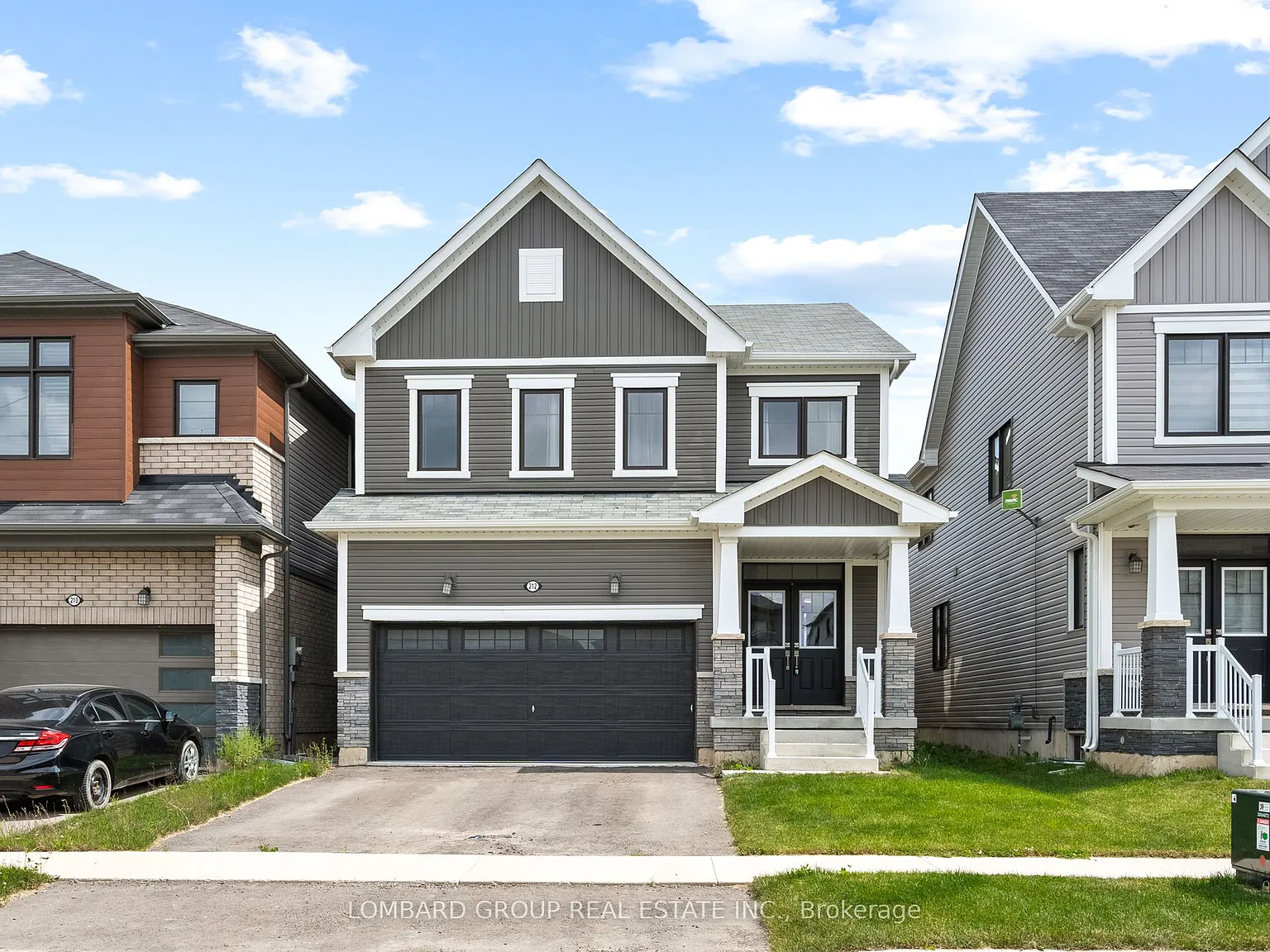 4 bed, $2,999 — Photo 2