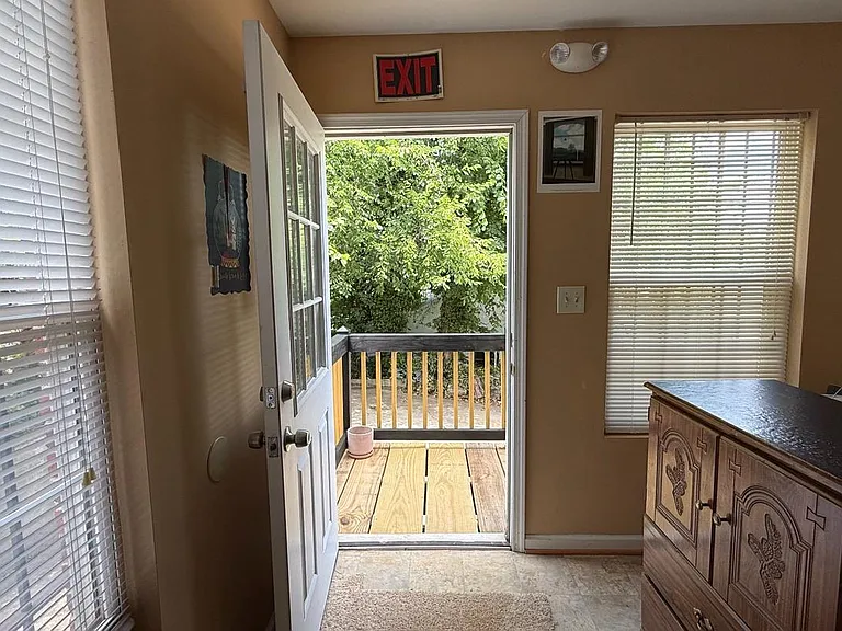 5212 Astor Pl SE — Photo 80
