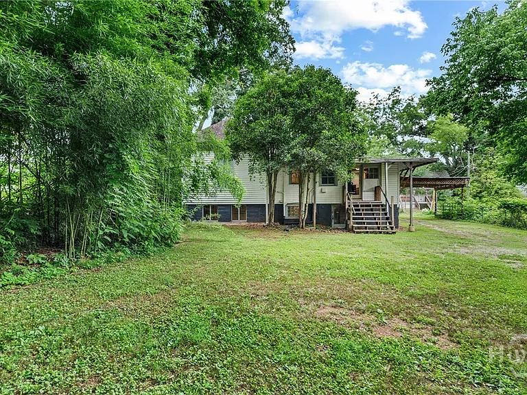 1455 E Broad St — Photo 29
