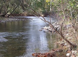 203 Fishing Creek Rd, Mill Hall, PA 17751