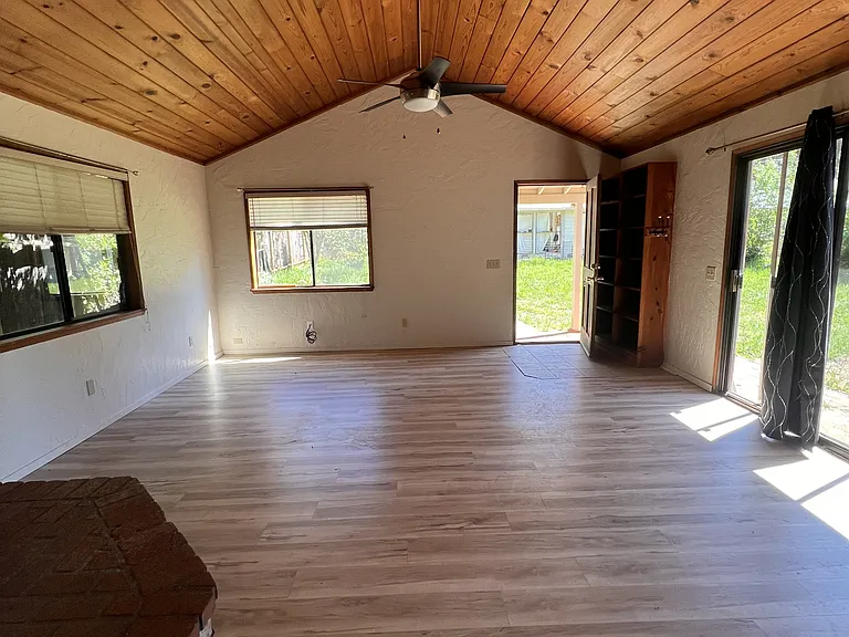 11218 Cedar Ridge Dr — Photo 7