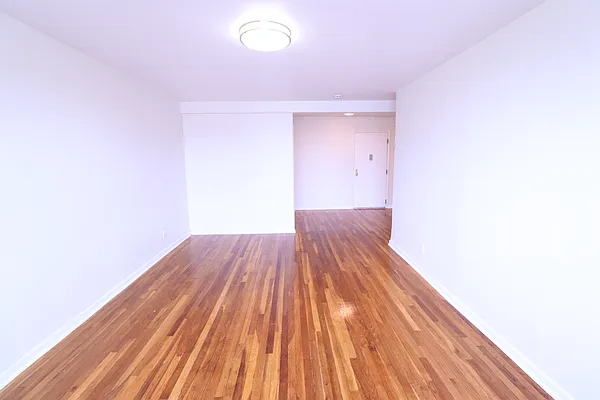 Rented by Oxford Property Group | media 11