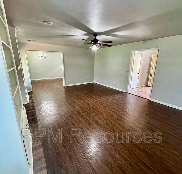 1420 NE 1st St — Photo 6