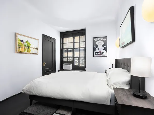 2109 Broadway image 6 of 12