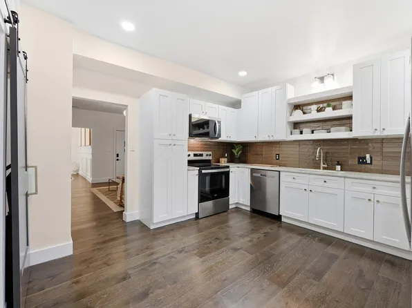 321 W Columbia St, Marion, OH 43302