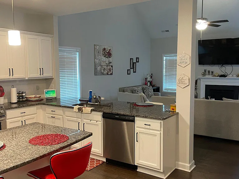 1640 Stackhouse Dr — Photo 16