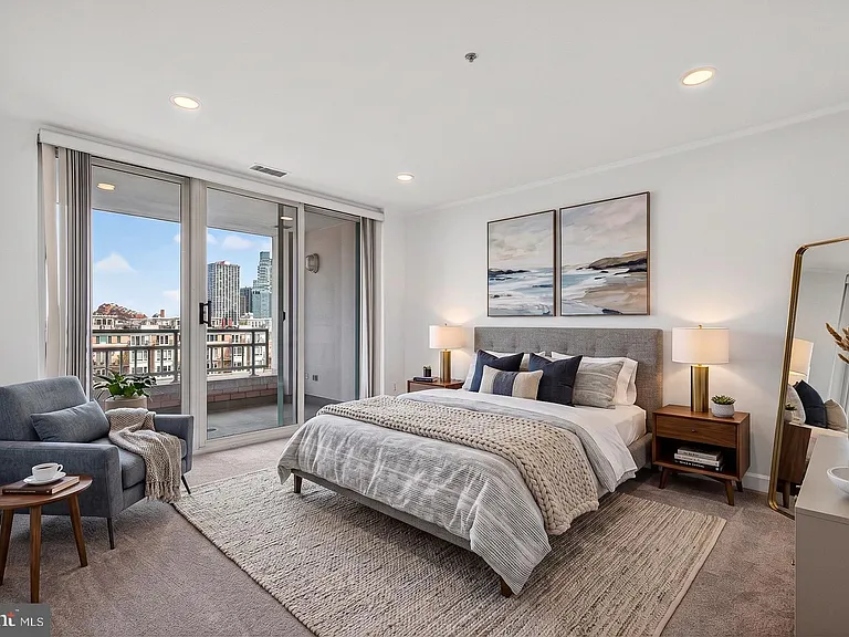 100 Harborview Dr #411 — Photo 12