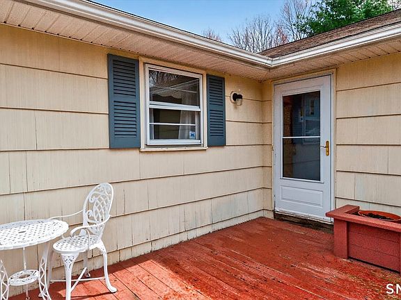 4th image of 67 Northbrook Drive