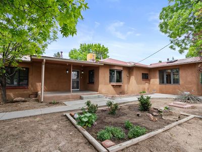 1125 Birch Ln, Espanola, NM, 87532