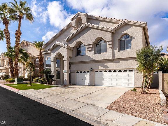 2nd image of 2084 Eaglepath Cir