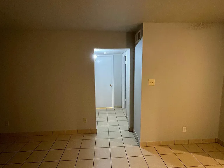 6210 Waltrip St #10 — Photo 7