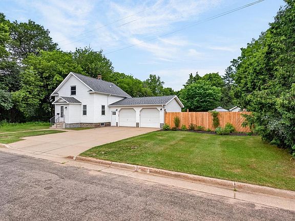 3rd image of 461 D STREET
