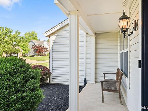 5th image of 1656 Waldens Meadow Ct