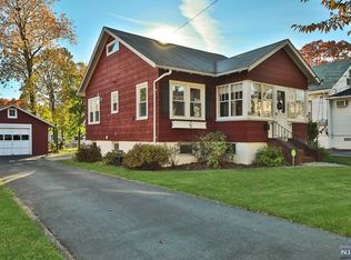 88 Minerva Ave, Hawthorne, NJ 07506