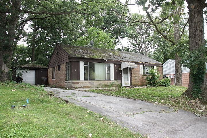 1st image of 349 Oswego St