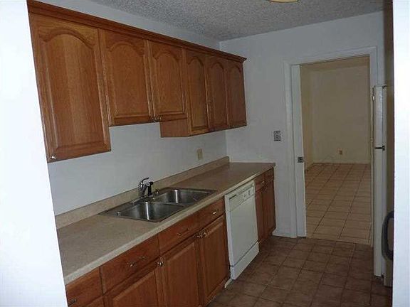 3rd image of 9052 NW 45th Ct